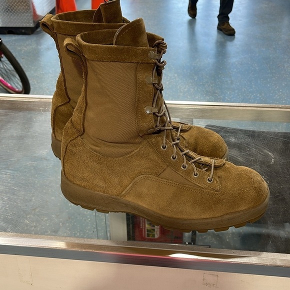 US ARMY COMBAT  Vibram  Lace Up Boots GORE-TEX Men’s Sz 10.5W BROWN/TAN SUEDE - Picture 4 of 16